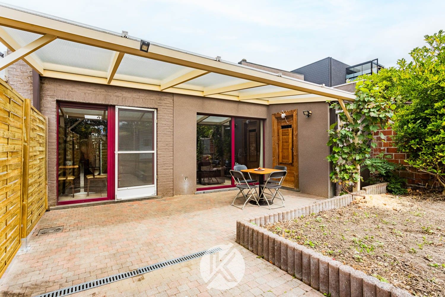 Ruime woning met veel potentieel in centrum Herzele foto 20