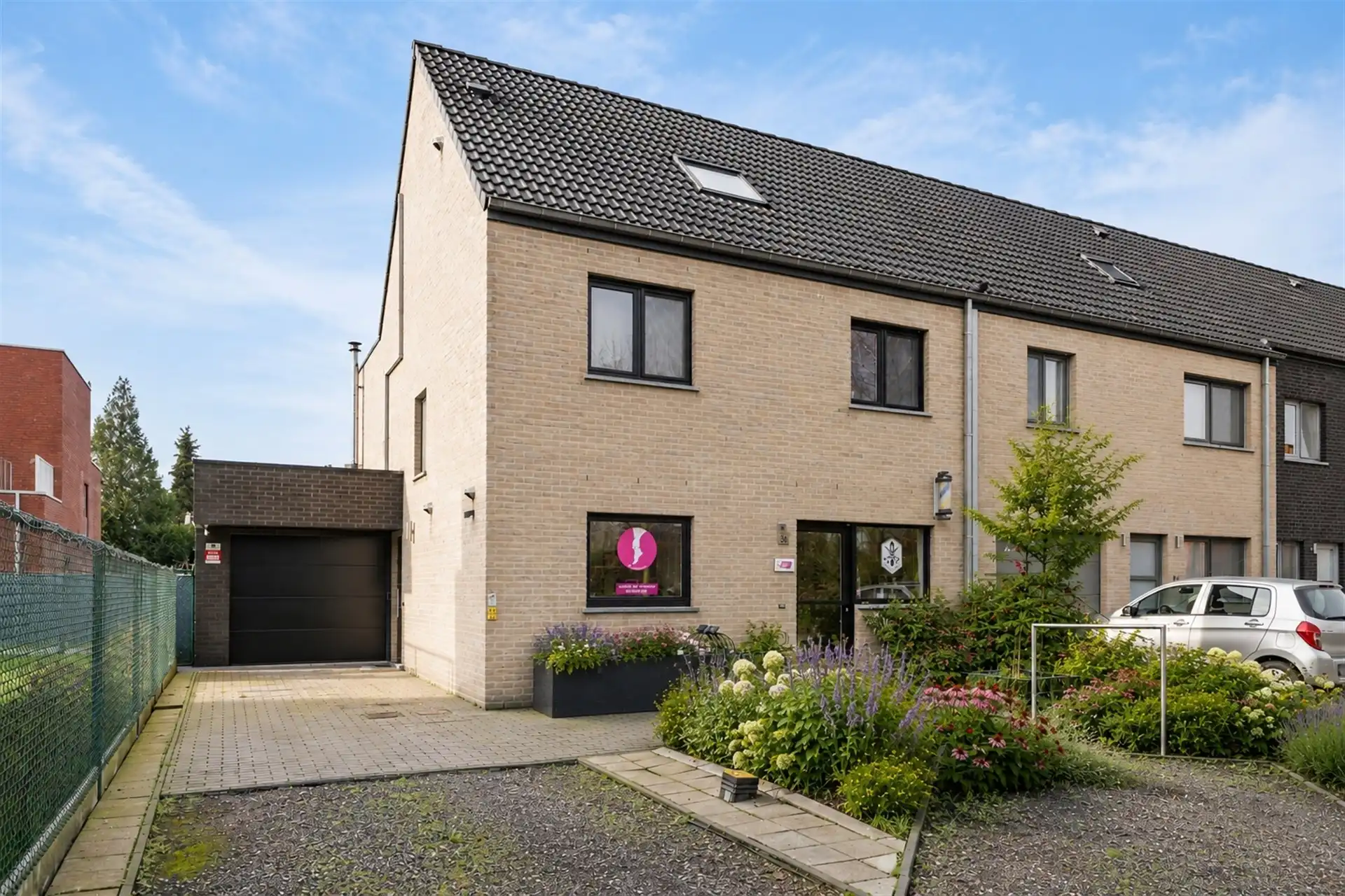 Instapklare gezinswoning met polyvalente ruimte in het hartje van Meerdonk foto 28