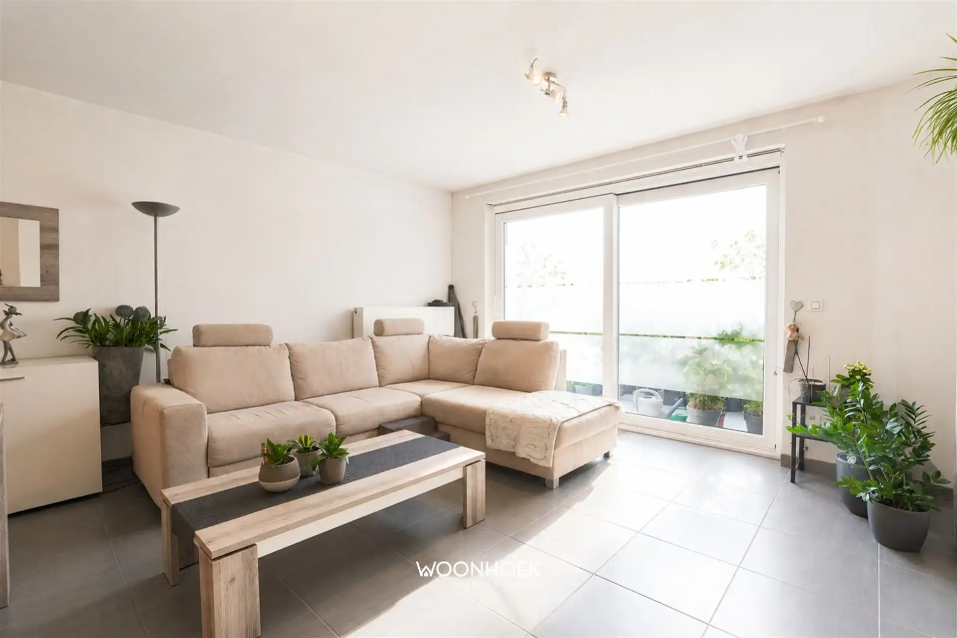 Lichtrijk, energiezuinig appartement met gezellig terras  foto 5