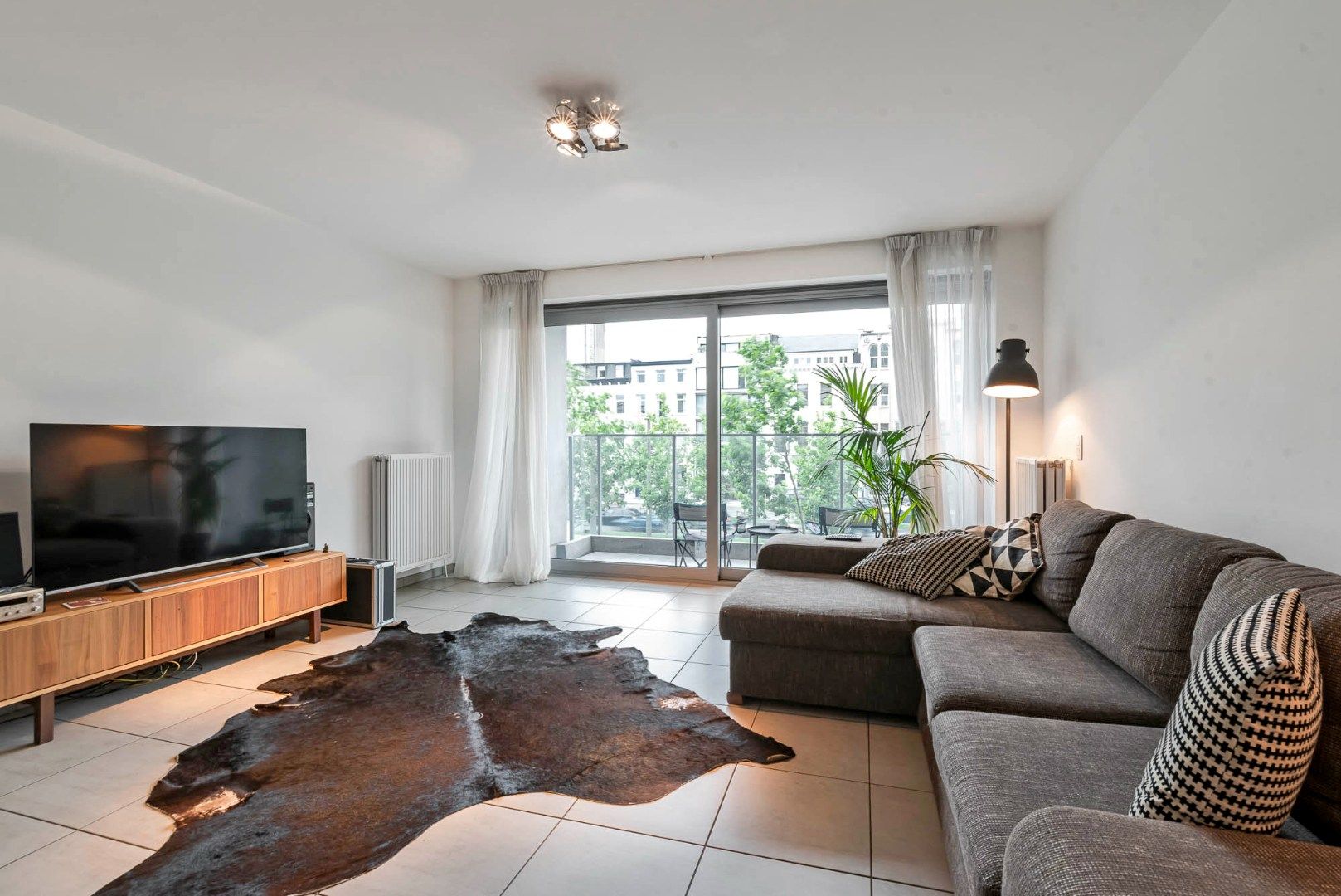 Ruim en energiezuinig 2 slk appartement nabij het Eilandje foto {{pictureIndex}}