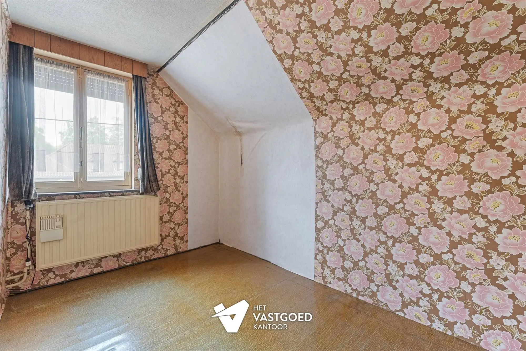 TE RENOVEREN RIJWONING MET 4 SLAAPKAMERS TE BEVERLO foto 16