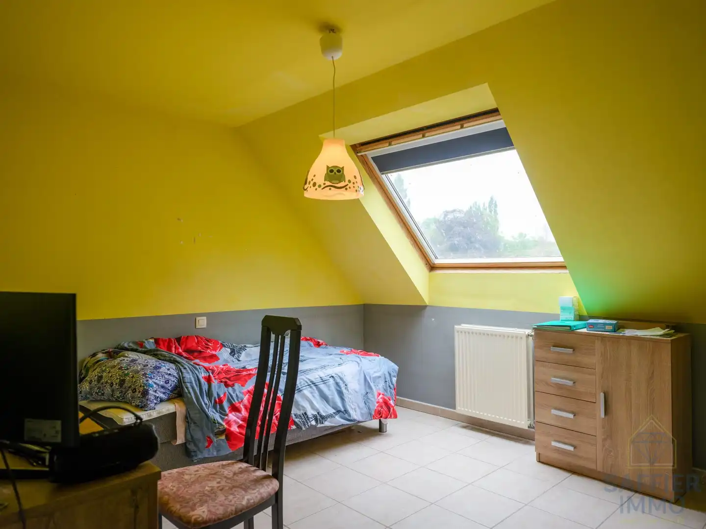 Ruim appartement met 3 slaapkamers, 2 badkamers en 2 staanplaatsen in centrum Dentergem foto 5