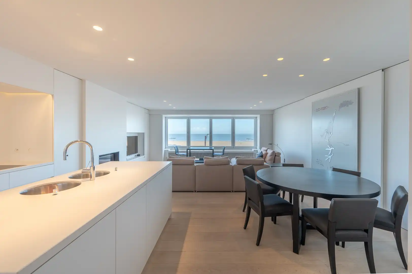 Schitterend hedendaags appartement met frontaal zeezicht,&nbsp;gelegen aan het Rubensplein en de winkels. foto 10