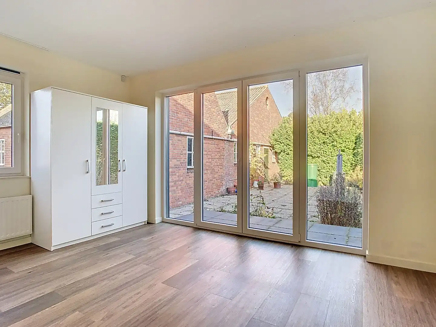 Landelijk wonen in dorpskern   foto 17