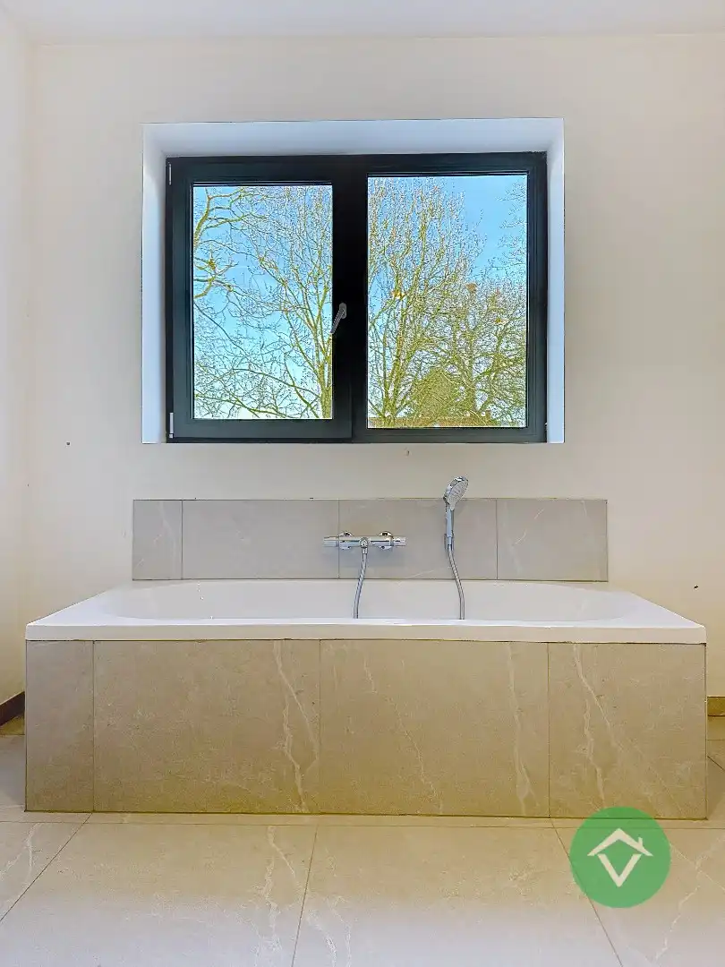 Volledig nieuwe woning met 4 slaapkamers en diepe tuin te Wijnendale foto 11