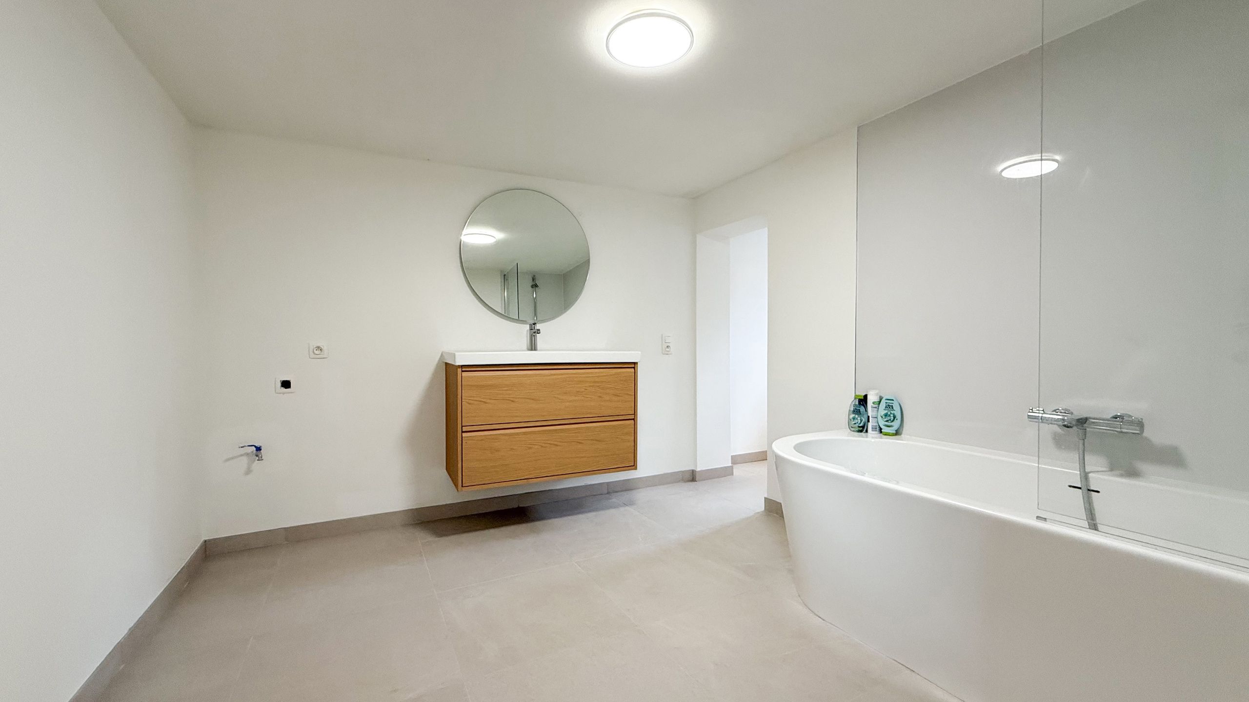 Karaktervolle woning met moderne afwerking en zonnige tuin! foto 15