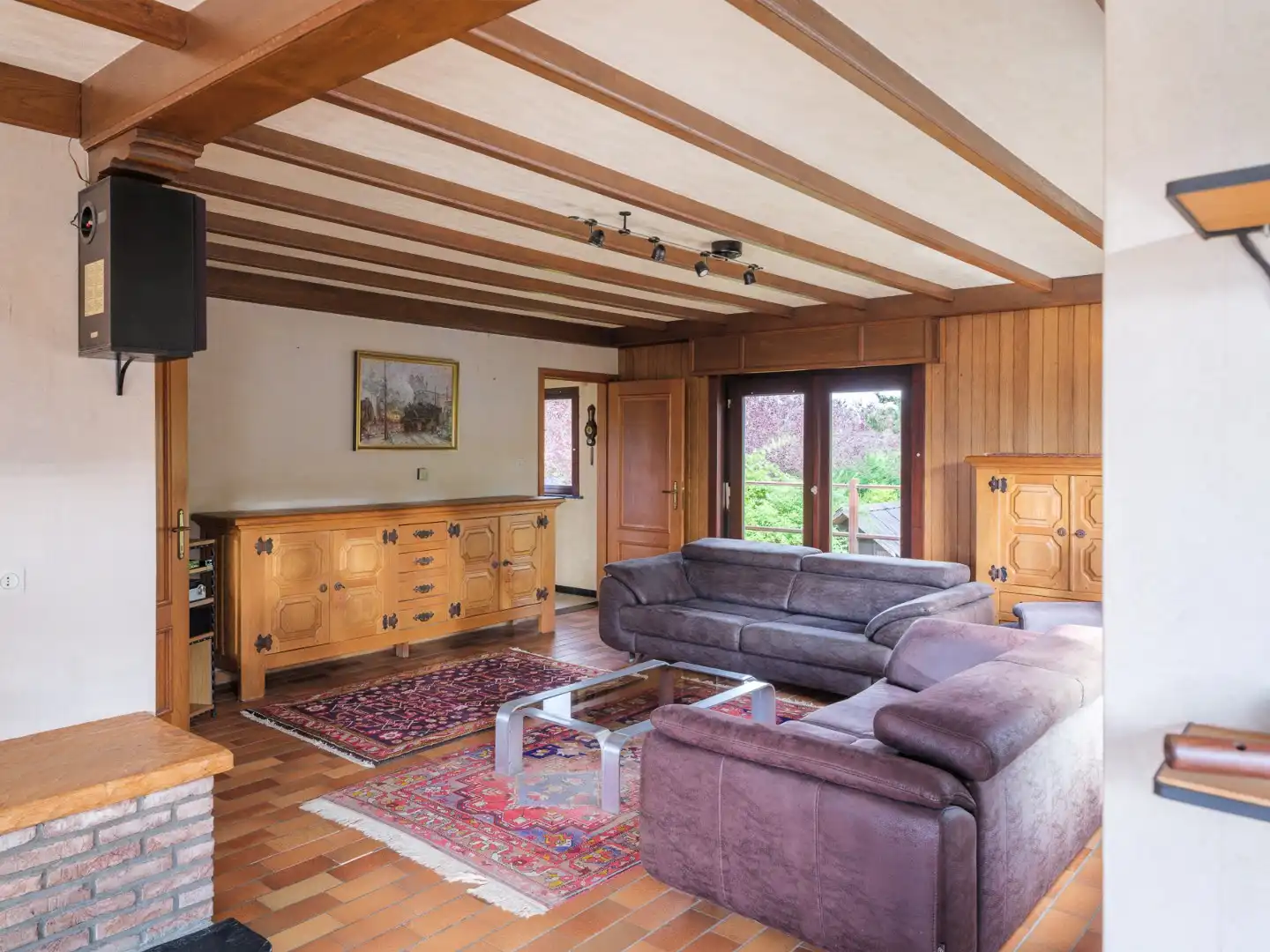 Vrijstaande woning met 4 slpk. in een oase van rust foto 5