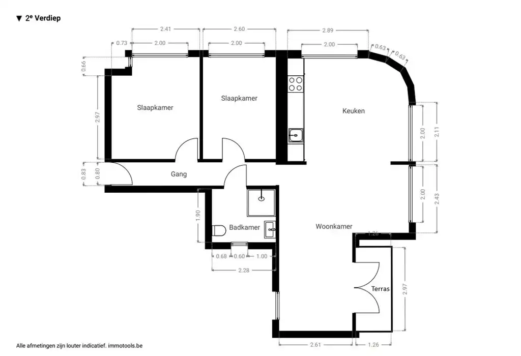 Gerenoveerd appartement met overdekt terras foto 15