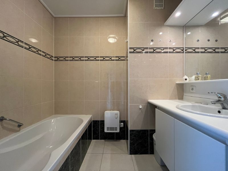 APPARTEMENT IN HET CENTRUM VAN OOSTDUINKERKE-BAD foto 17