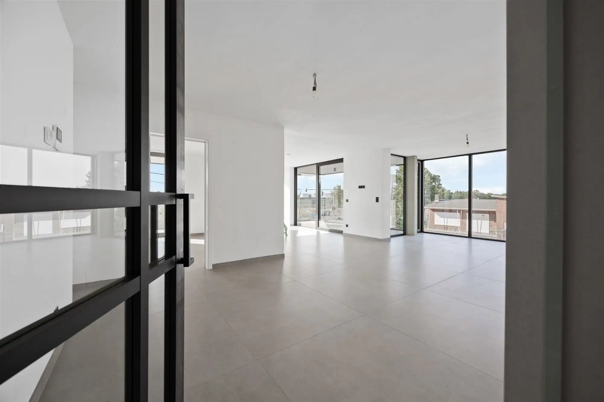 NIEUWBOUW APPARTEMENT VAN 113M² MET 2 SLAAPKAMERS EN TERRASSEN MET MOGELIJKHEID TOT AANKOOP 6% BTW! foto 14