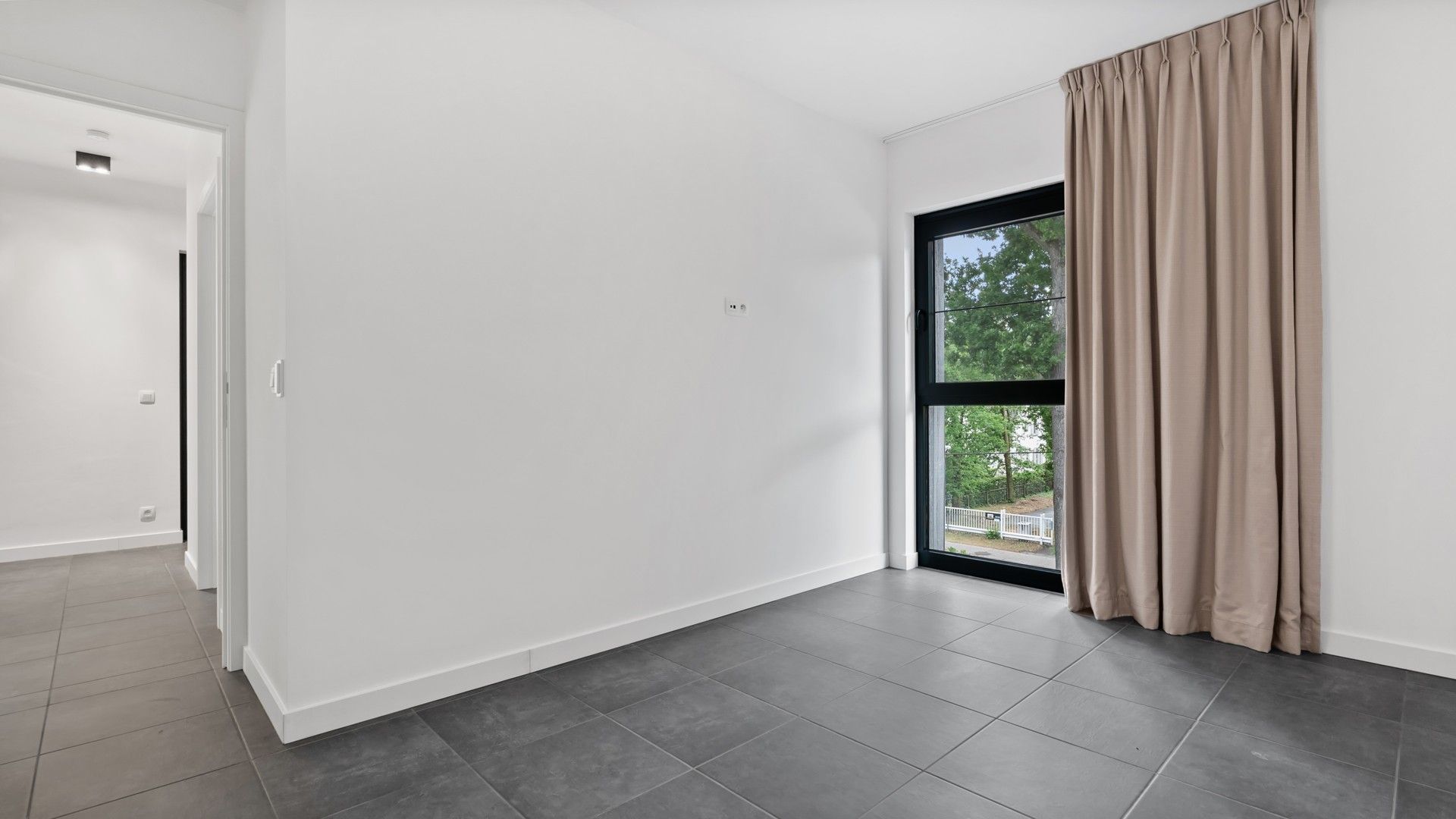 Penthouse met 2 slpkrs en riant terras van  58,74m² in Genk foto 11