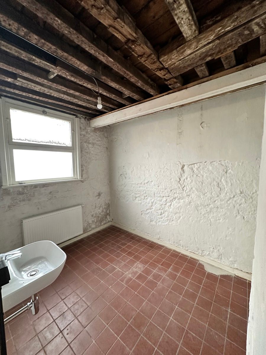 Commercieel hoekpand in hart van Antwerpse studentenbuurt foto 5