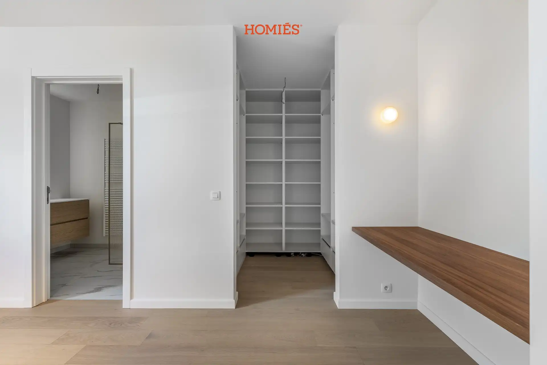 Luxe 3-slaapkamerappartement met privatief tuintje foto 24
