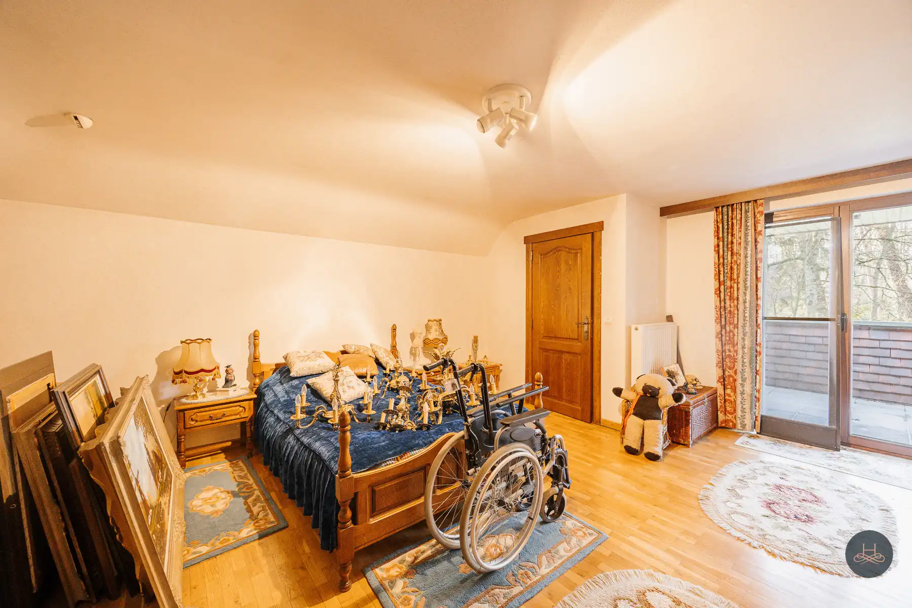 Statige villa op 3.014m² midden in het groen foto 18