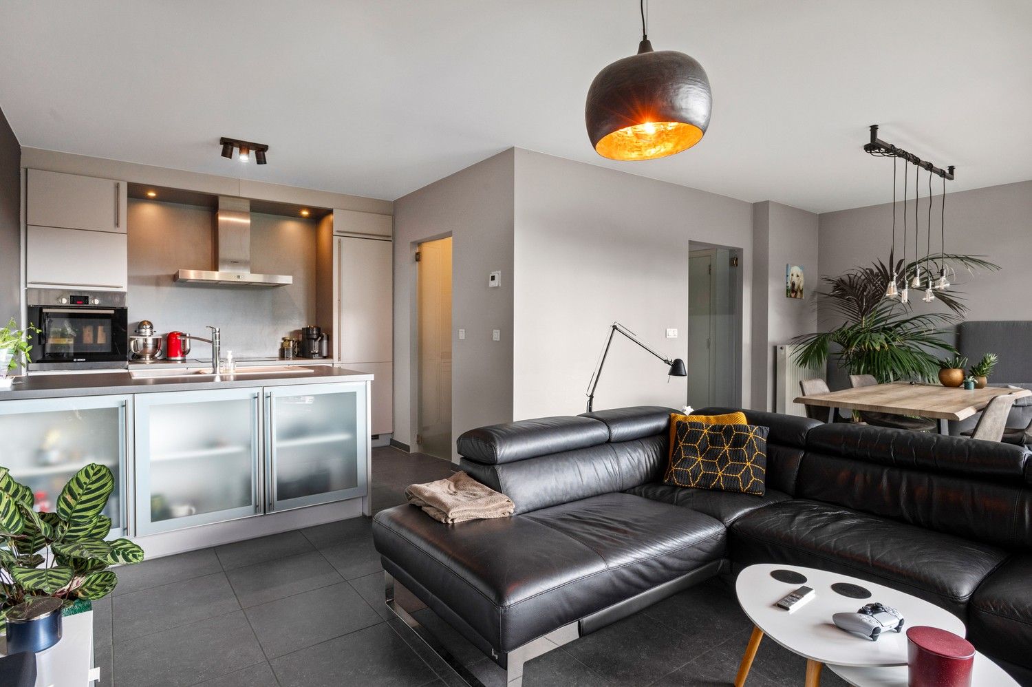 Appartement met 2 slaapkamers en ruim terras te koop in Schoten! foto 9
