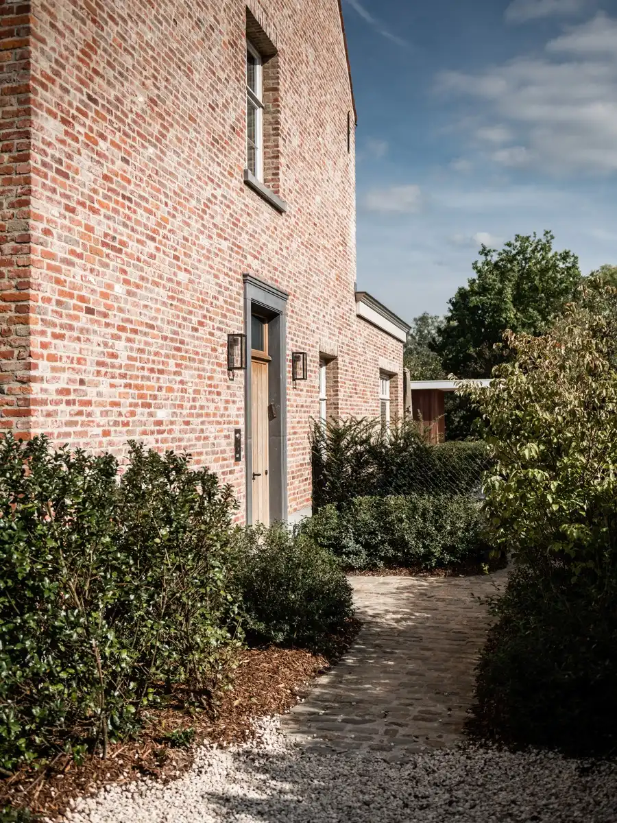 Exclusieve instapklare woning met zwembad en open groenzicht foto 67