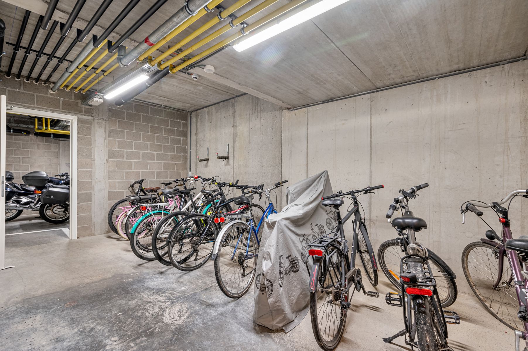 Nieuwbouwappartement mogelijks aan 2% RR ( geen BTW ) foto 19