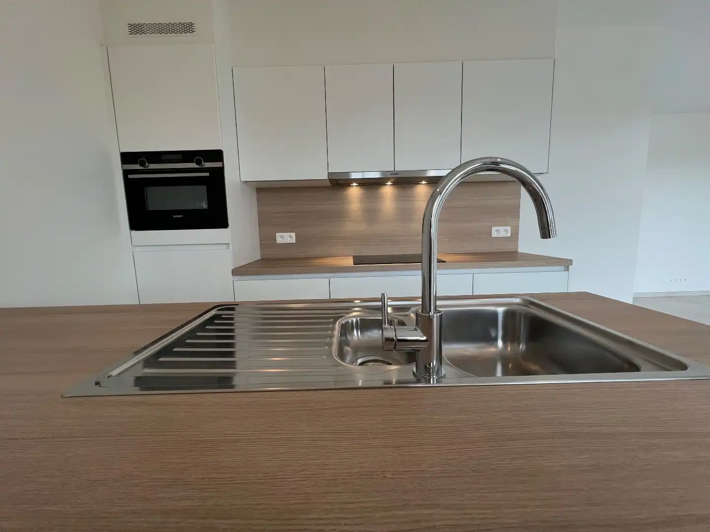 Luxe nieuwbouw appartement, 83m² met ruim terras , 2 slpk op toplocatie foto 5