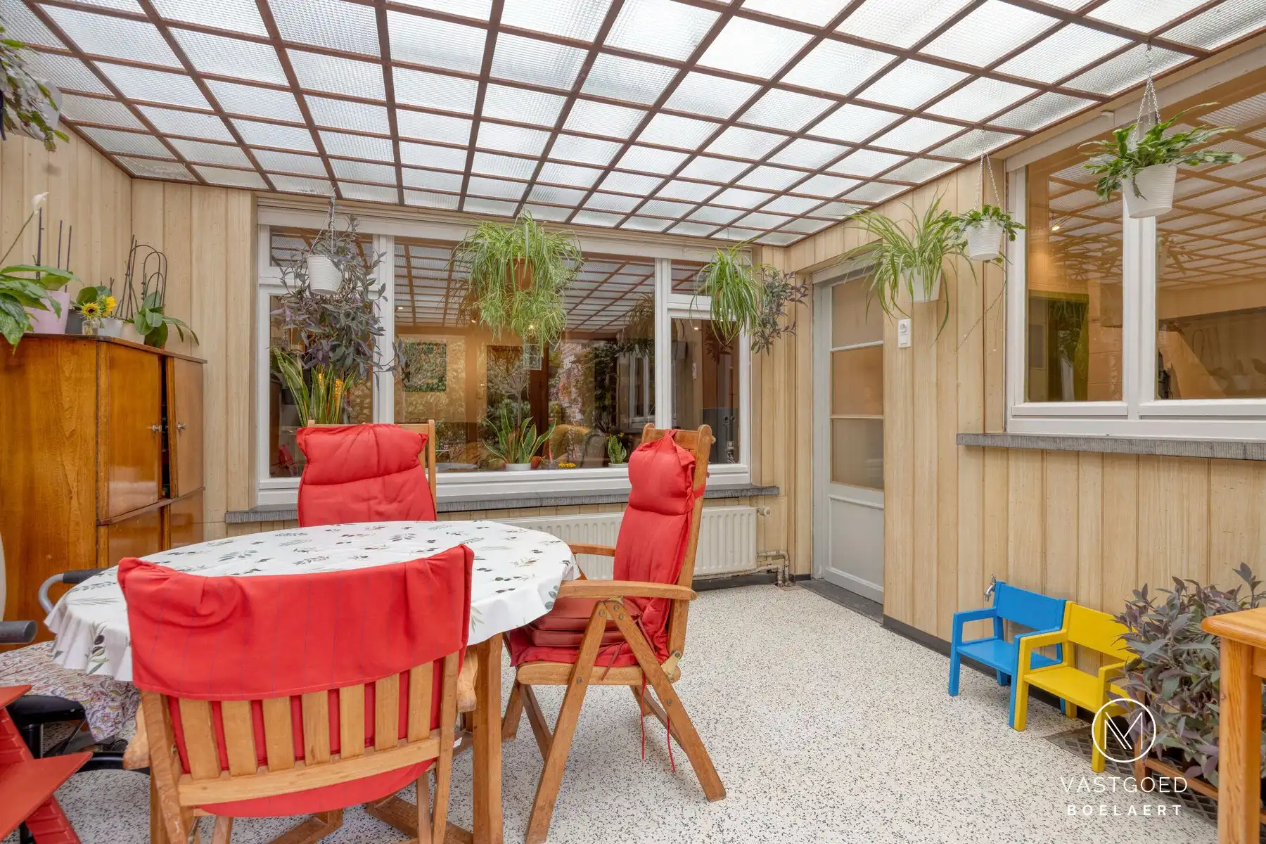 Stadswoning met 6 slaapkamers, garage én tuin te Aalst foto 8