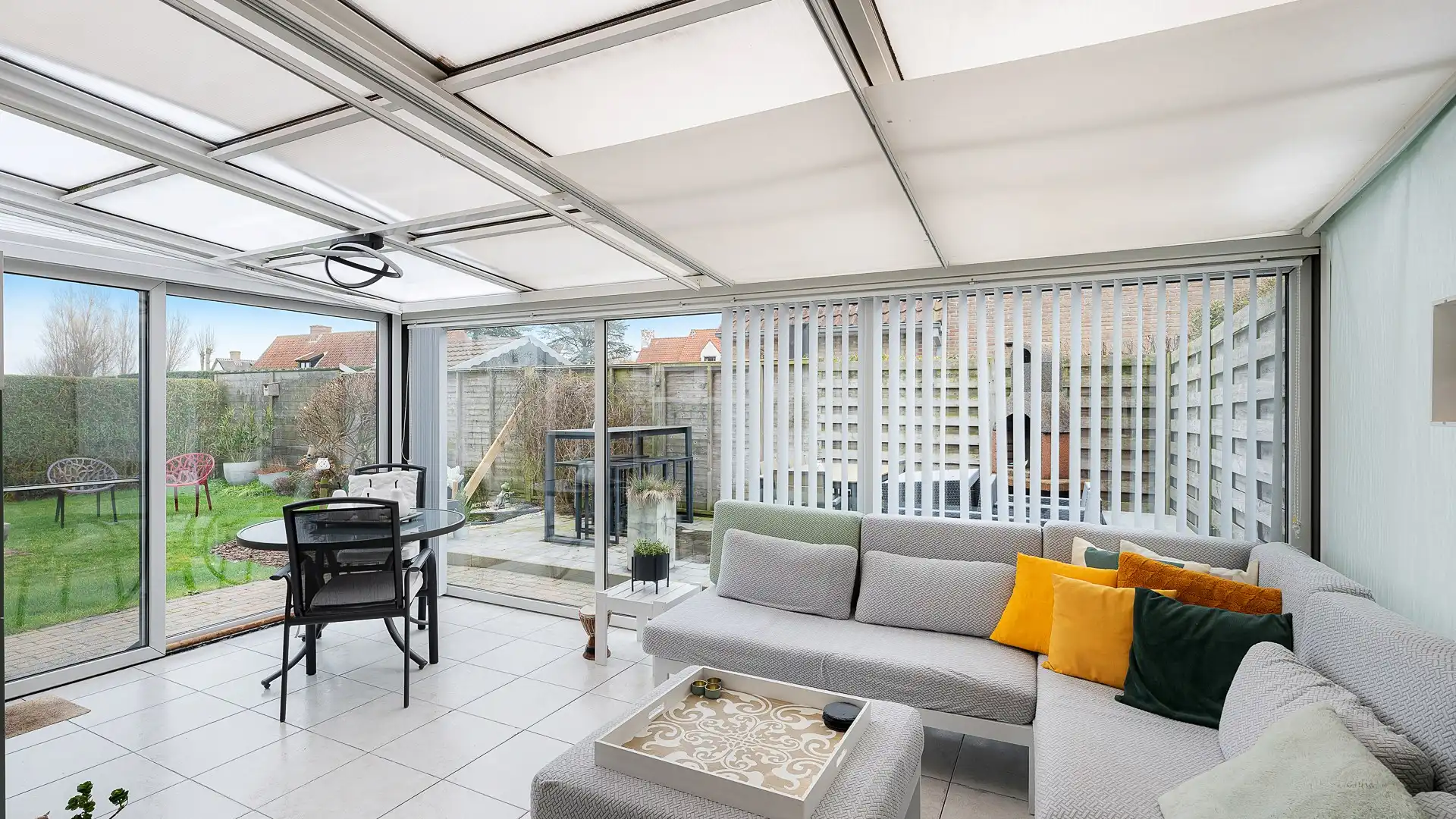 Vrijstaande bungalow op een gegeerde locatie in Blankenberge foto 12