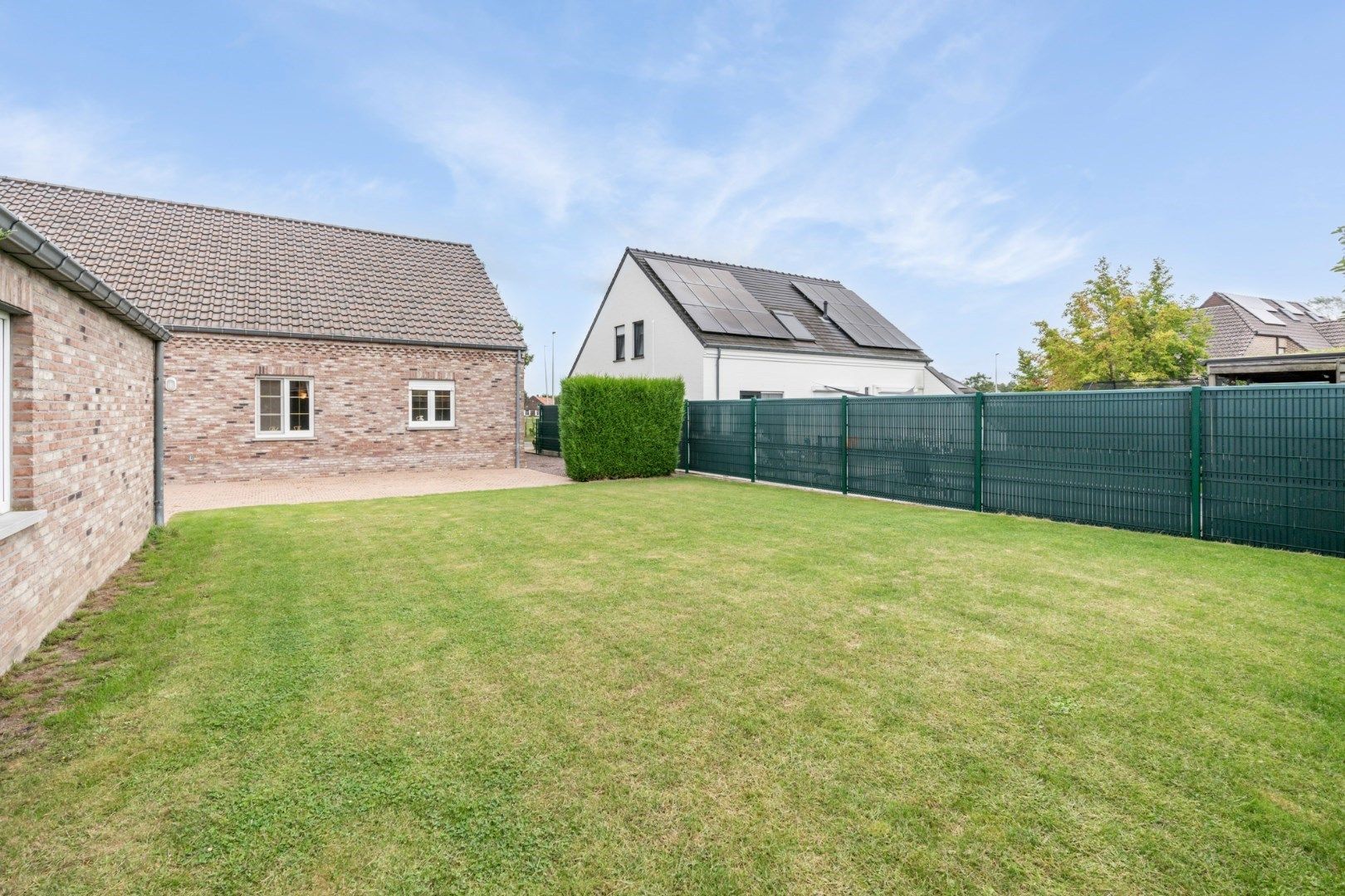 Vrijstaande, gelijkvloerse gezinswoning gelegen op een perceel van 6a18ca op een rustige locatie nabij het centrum van Neeroeteren!  foto 25