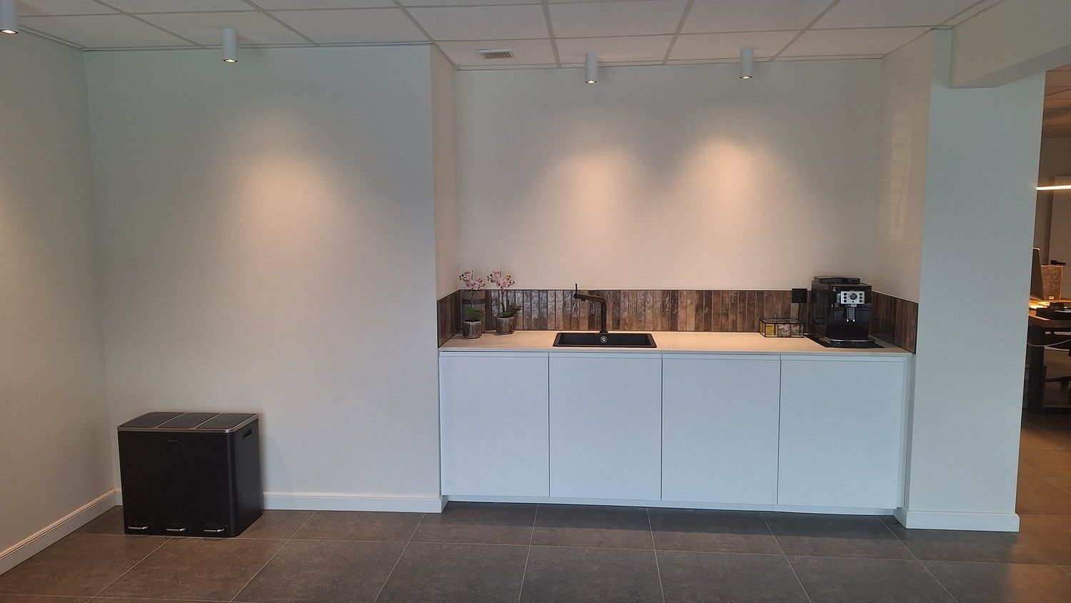 400m² Handelsgelijkvloers foto 7