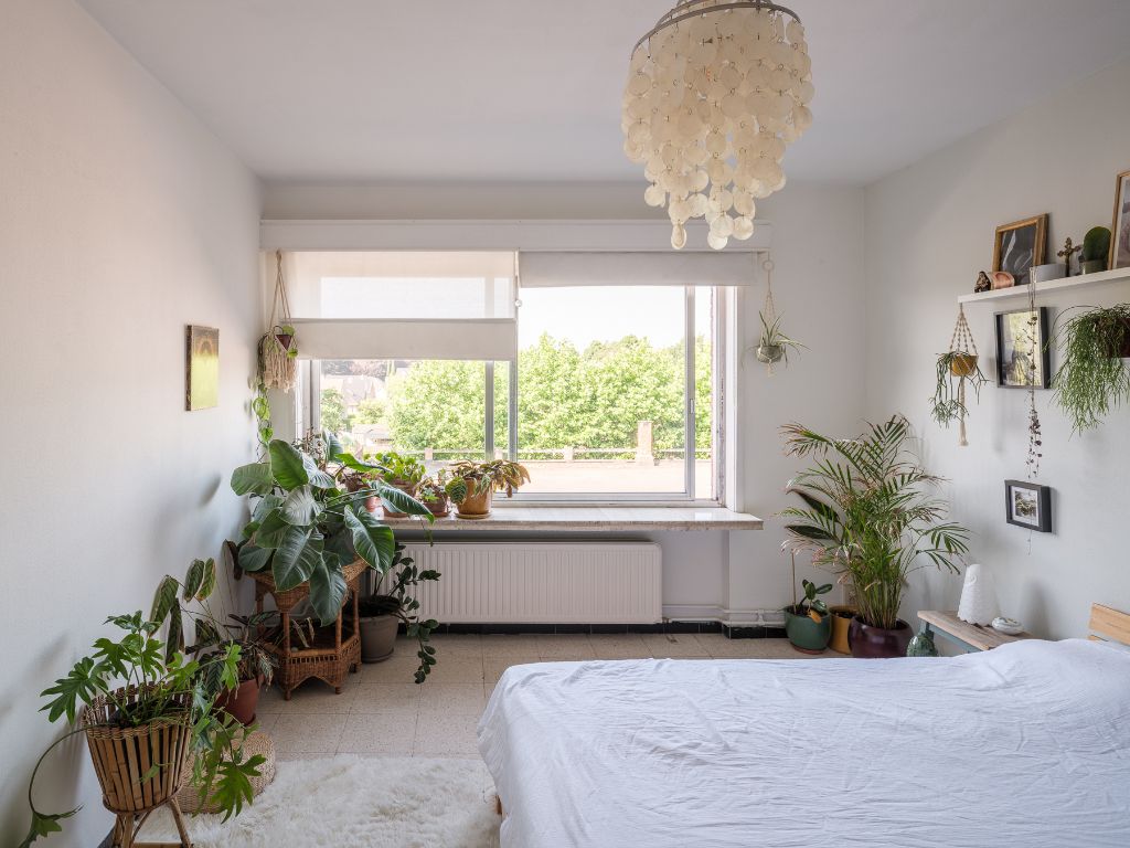 Lichtrijk en ruim 2 slpk appartement op fietsafstand van Gent centrum en wandelafstand van het natuurpark Bourgoyen-Ossemeersen. Een echte opportuniteit door zijn ligging, prijs en potentieel! foto 10