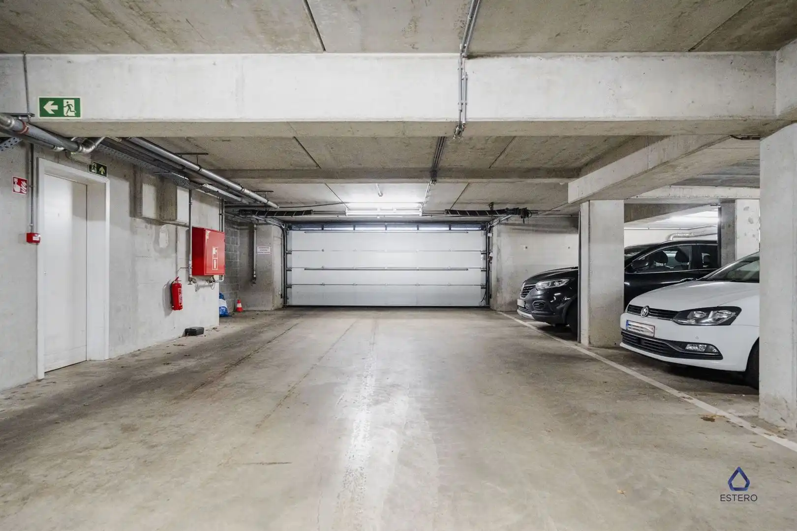 Instapklaar 3-slaapkamer appartement met dakterras foto 17