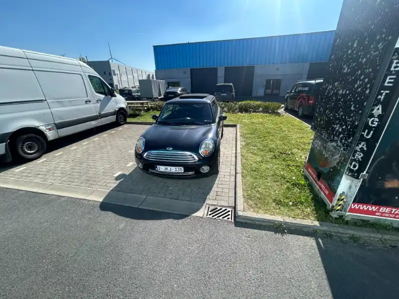 Magazijnruimte van 88 m² met mezzanine (±35 m²) en parking in Evergem foto 11