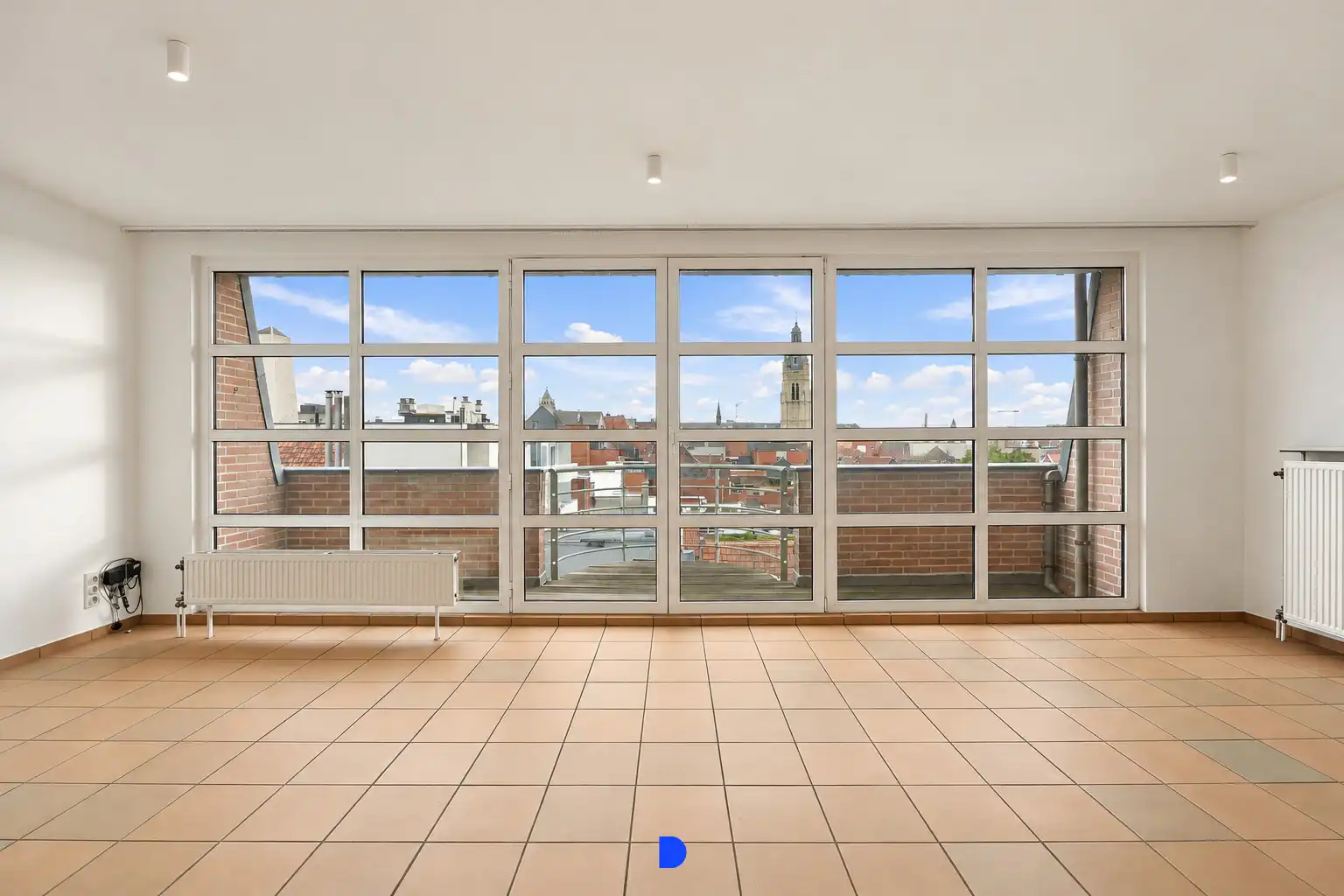 Ruim appartement in het centrum van Roeselare foto 3