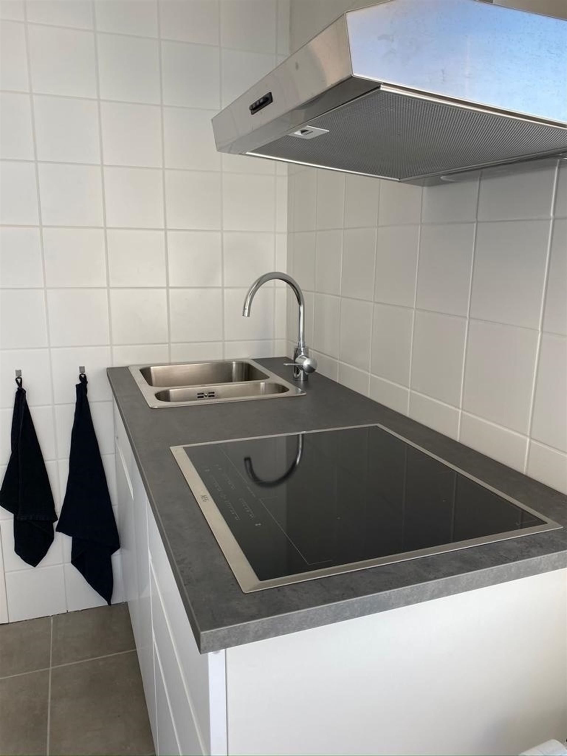 Gerenoveerd appartement met autostaanplaats in Mechelen foto 7