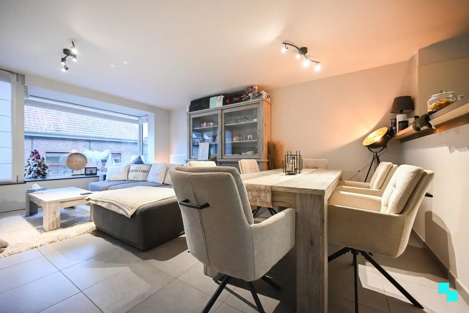 Perfect onderhouden appartement op centrumlocatie te Izegem foto 8