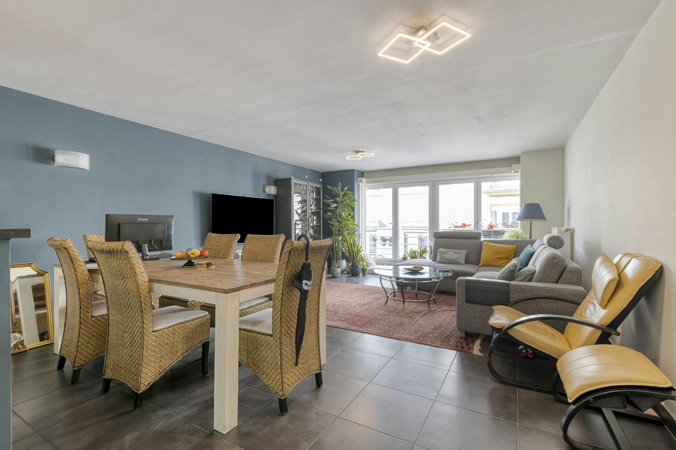 Recent appartement te koop in Blankenberge met 3 slaapkamers foto {{pictureIndex}}