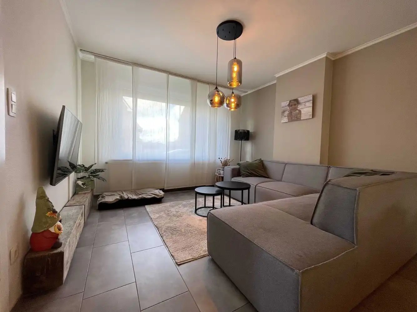 Instapklare gezinswoning met diepe tuin foto 2