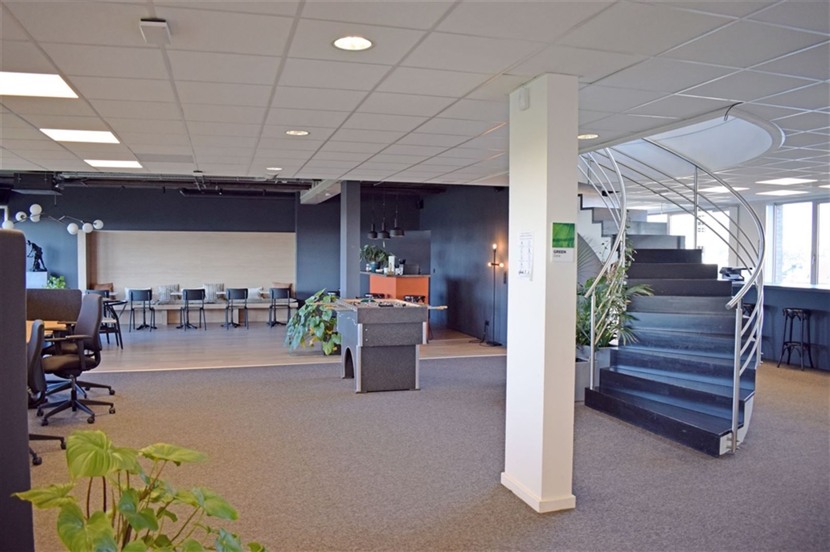 Kantoren te huur in de Quinten Building foto 2