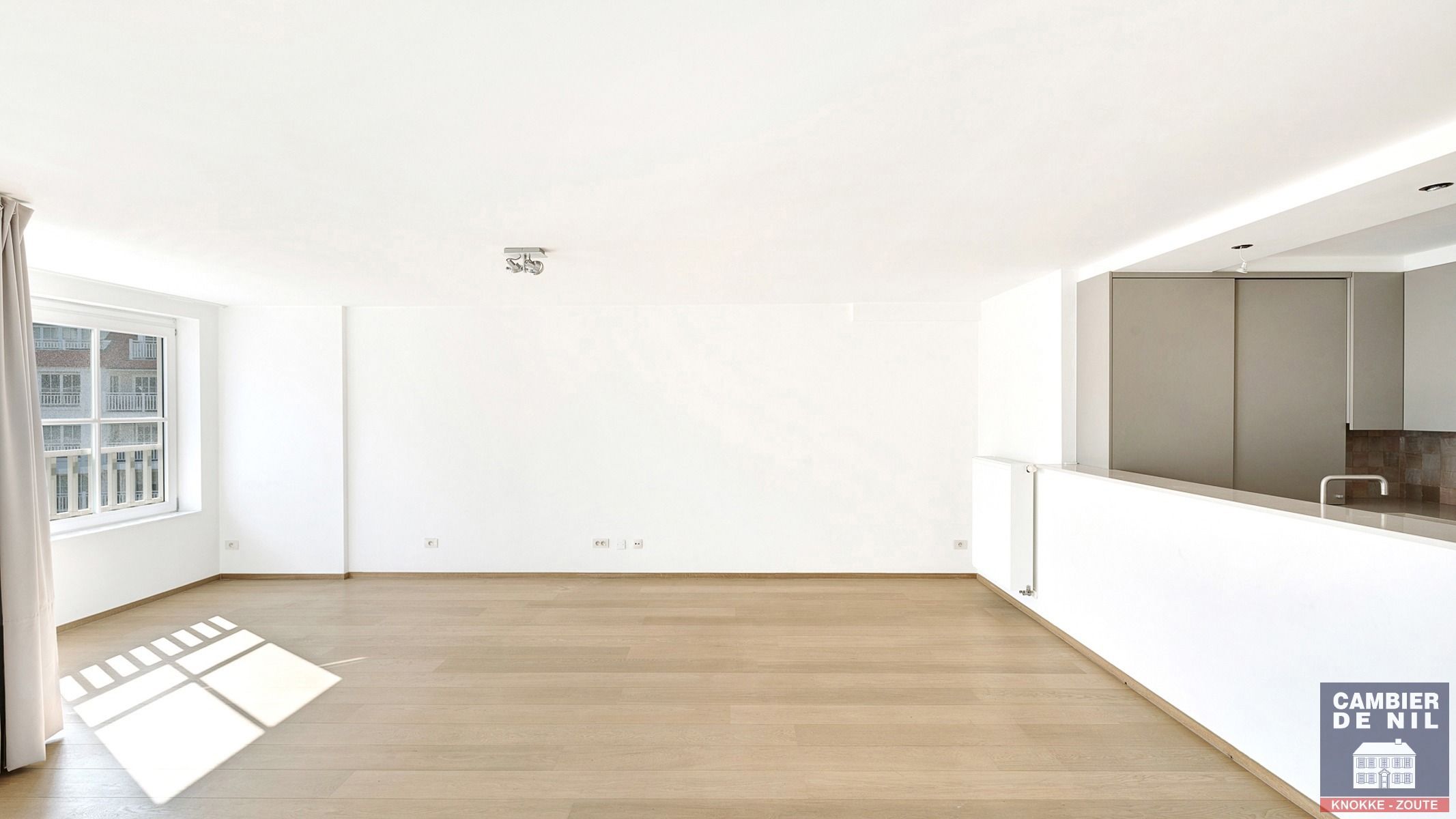 Zee, zon en zicht! 2-slaapkamerappartement met zijdelings zeezicht en open zicht in hartje Knokke foto 12