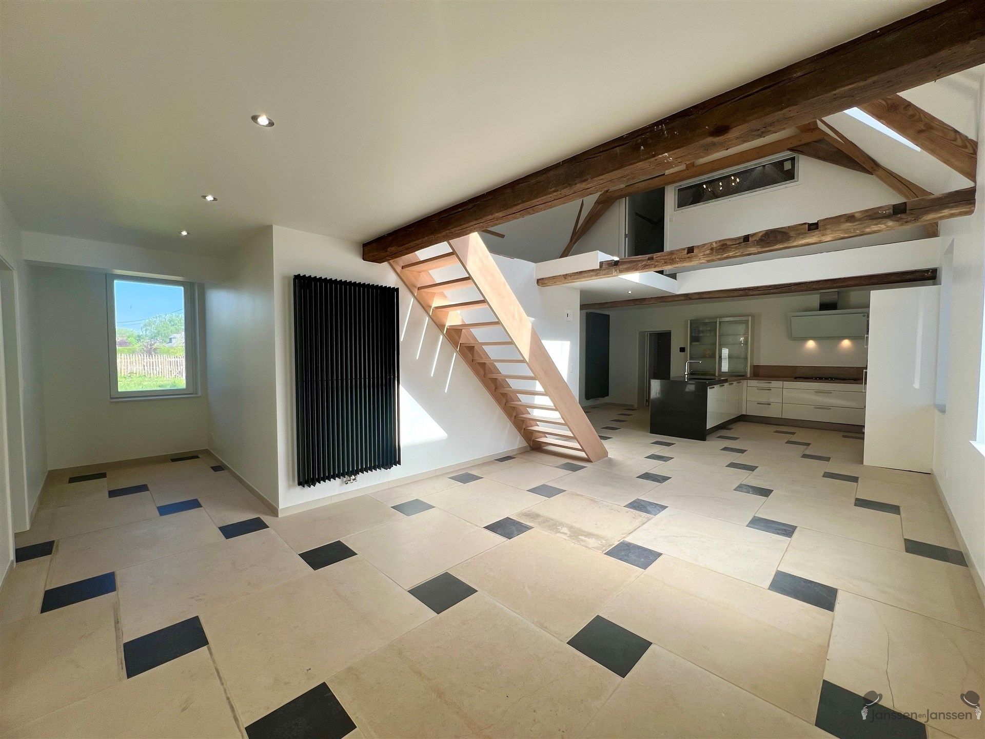 Gerenoveerde hoeve met karakter, duurzame afwerking en lage EPC-waarde foto 5