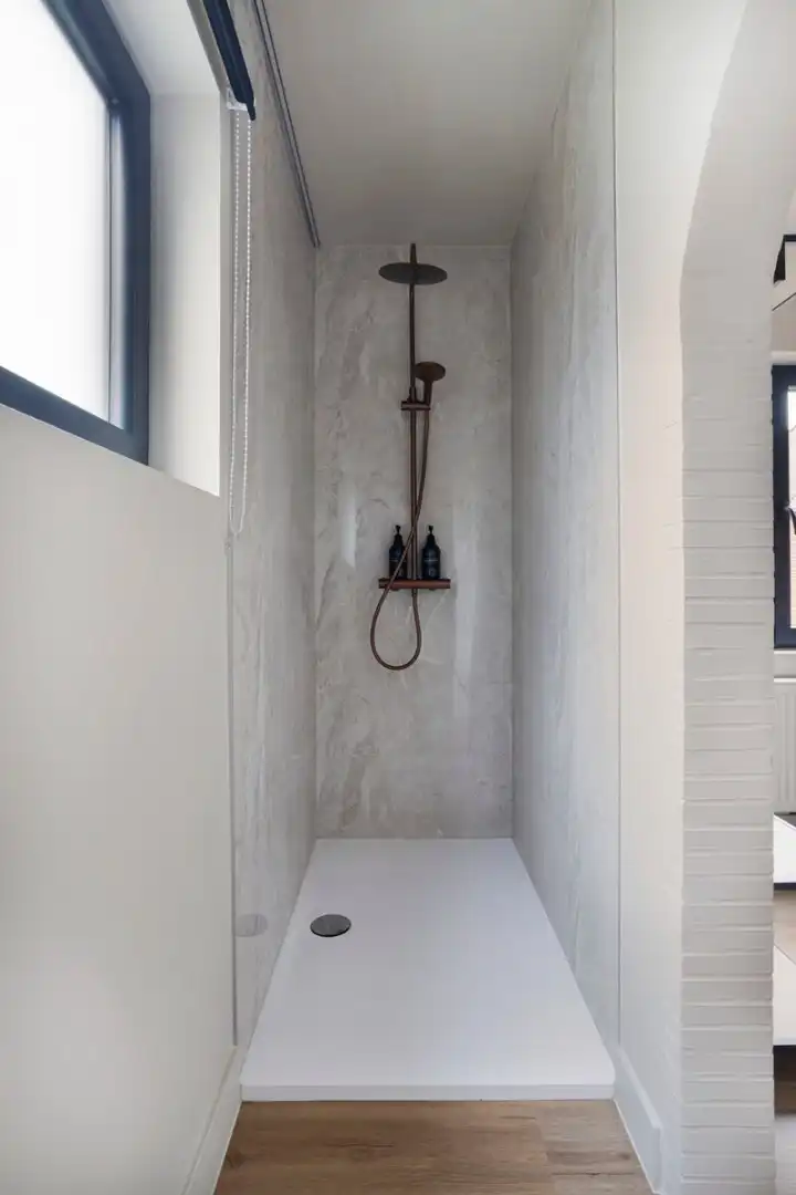 VOLLEDIG GERENOVEERD HUIS OPGESPLITST IN 2 PRACHTIGE APPARTEMENTEN foto 19