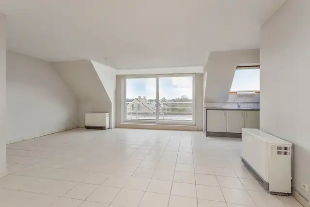 Ruim appartement 4 slpk en terras! foto 2