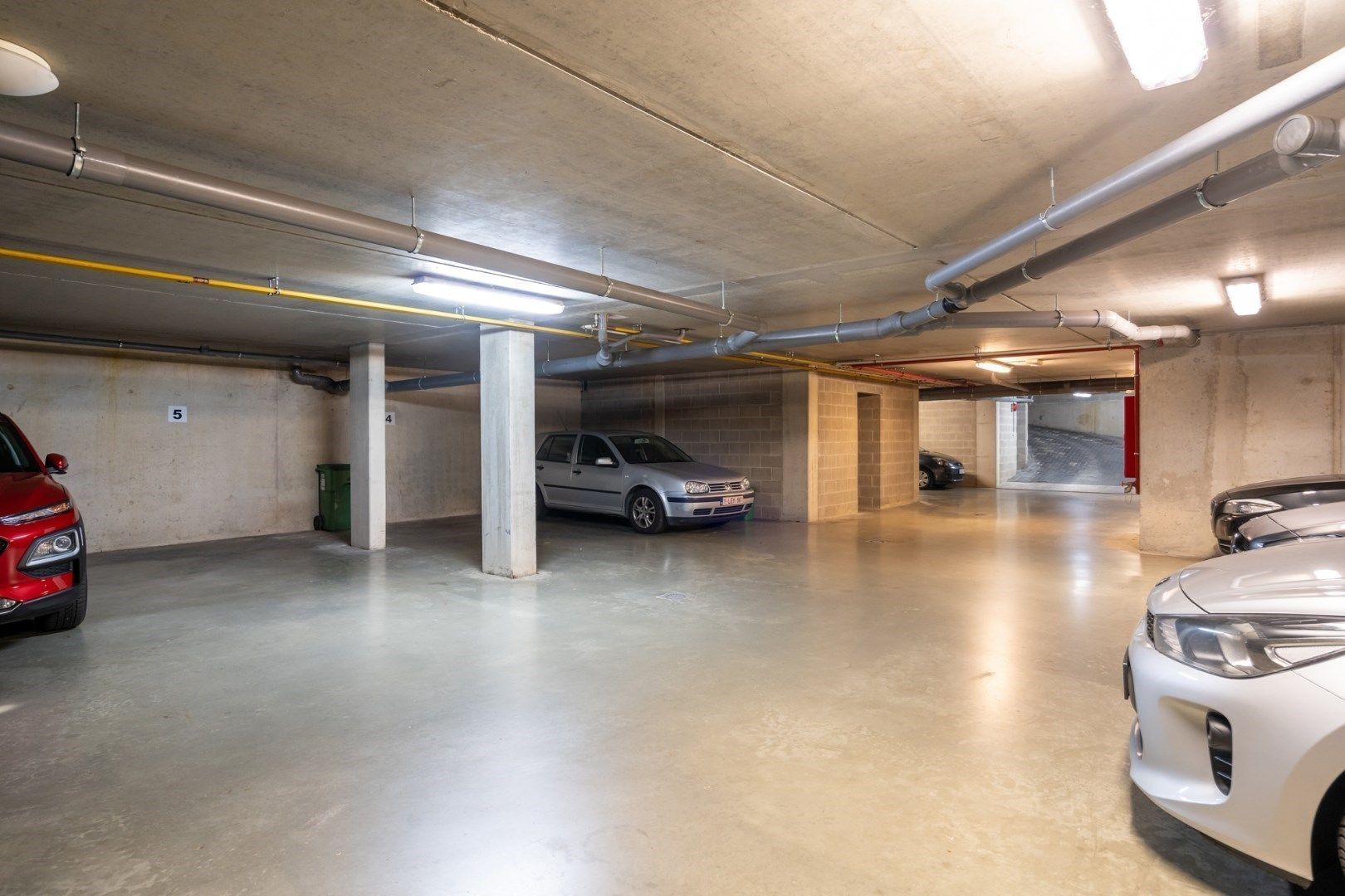 Comfortabel, recent appartement met 2 slaapkamers, garage en kelderberging op wandelafstand van markt Bilzen + park Haffmans foto 27