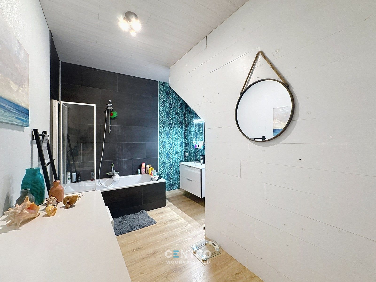 Gezellige woning met 4 RUIME slpks en tuin te Uitkerke! foto 9