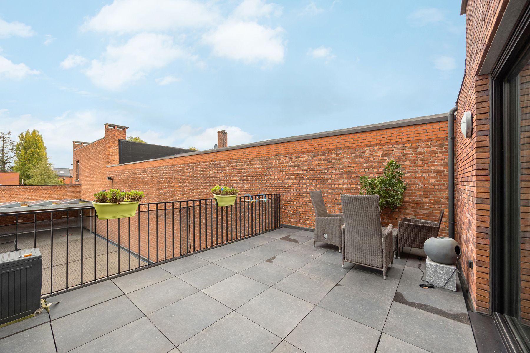 Energiezuinig appartement op de 1ste verdieping met 2 slaapkamers, terras en autostaanplaats. foto 8
