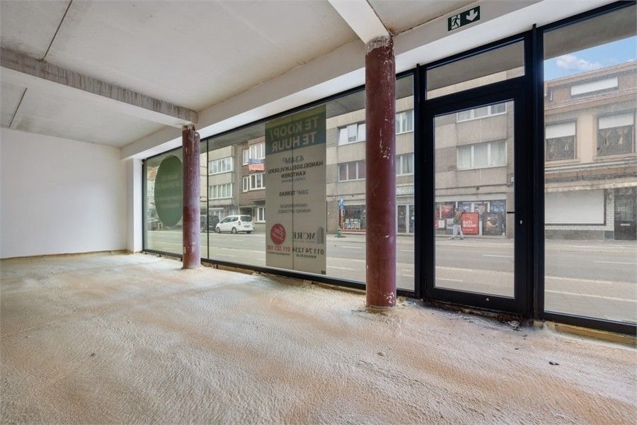 UNIEK CASCO HANDELSPAND VAN 196M² OP EEN TOPLOCATIE IN HASSELT foto 20
