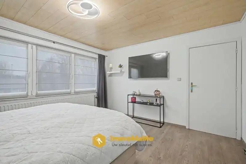 HALFOPEN BEBOUWING MET 3 SLAAPKAMERS EN RUSTGEVENDE TUIN TE KOOP IN WACHTEBEKE foto 12