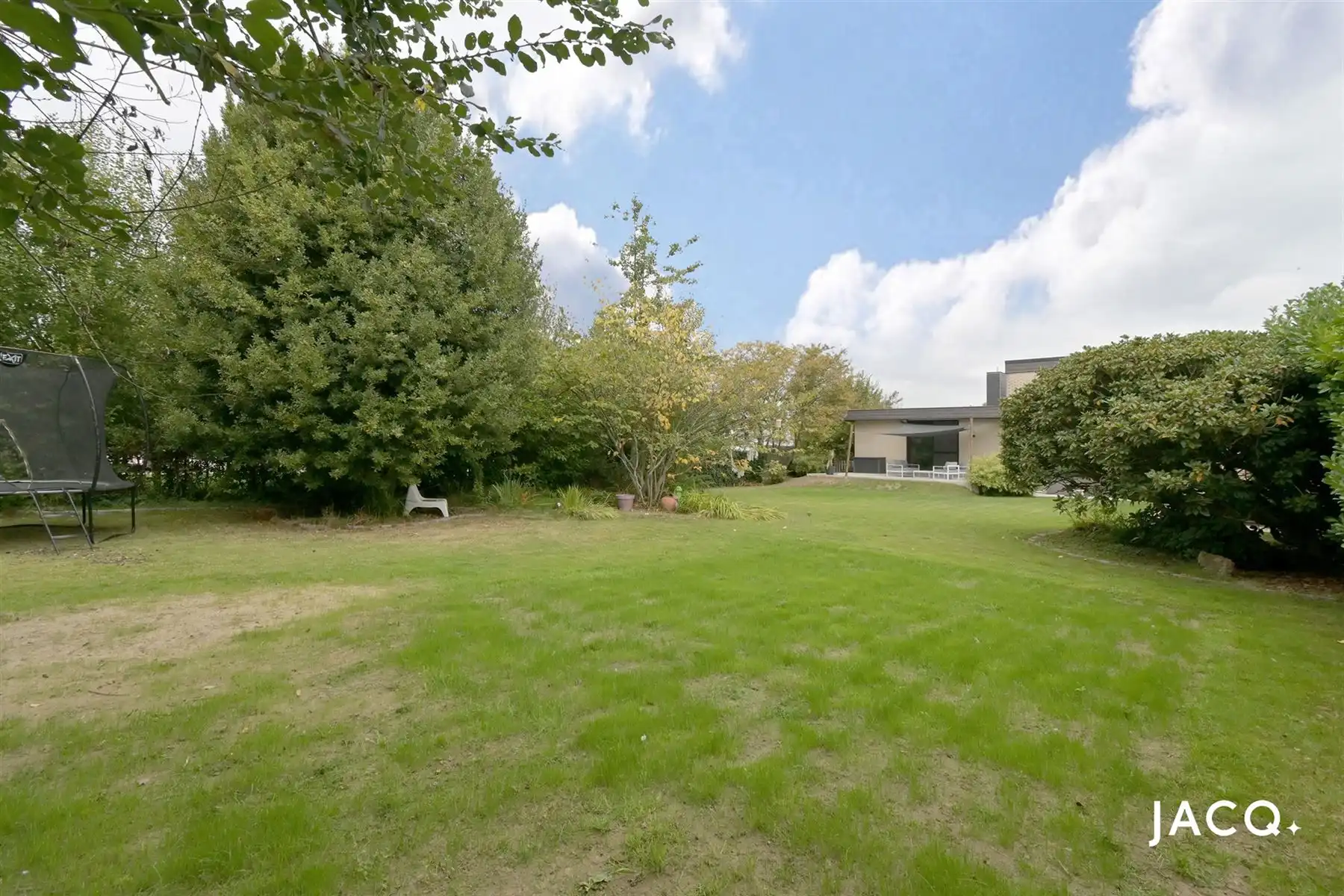 Charmante villa met 4 à 5 slpk's op een perceel van 1592m²! foto 27