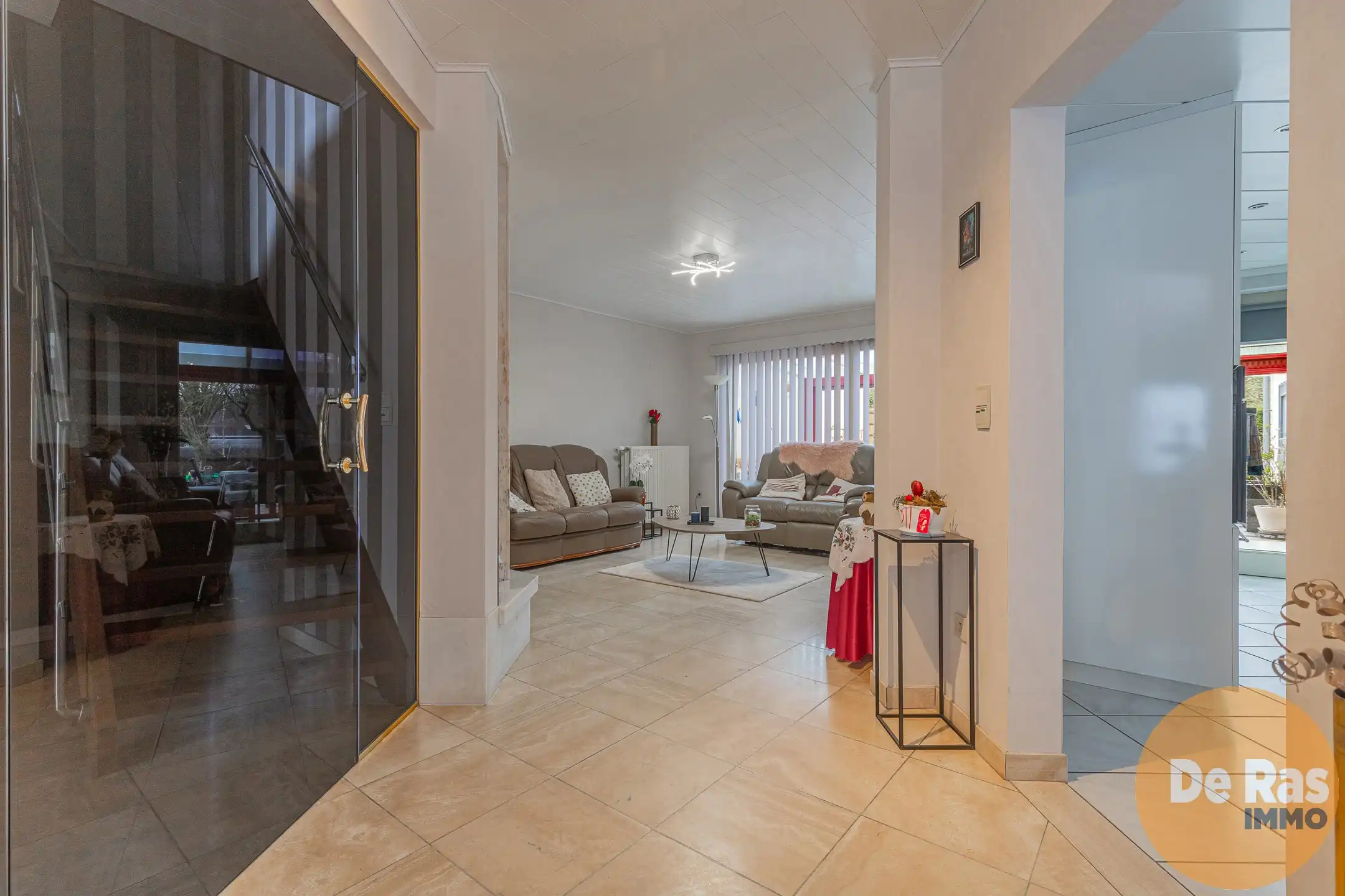 EREMBODEGEM - Gezinswoning met 3 slpk, garage en ruime tuin! foto 5