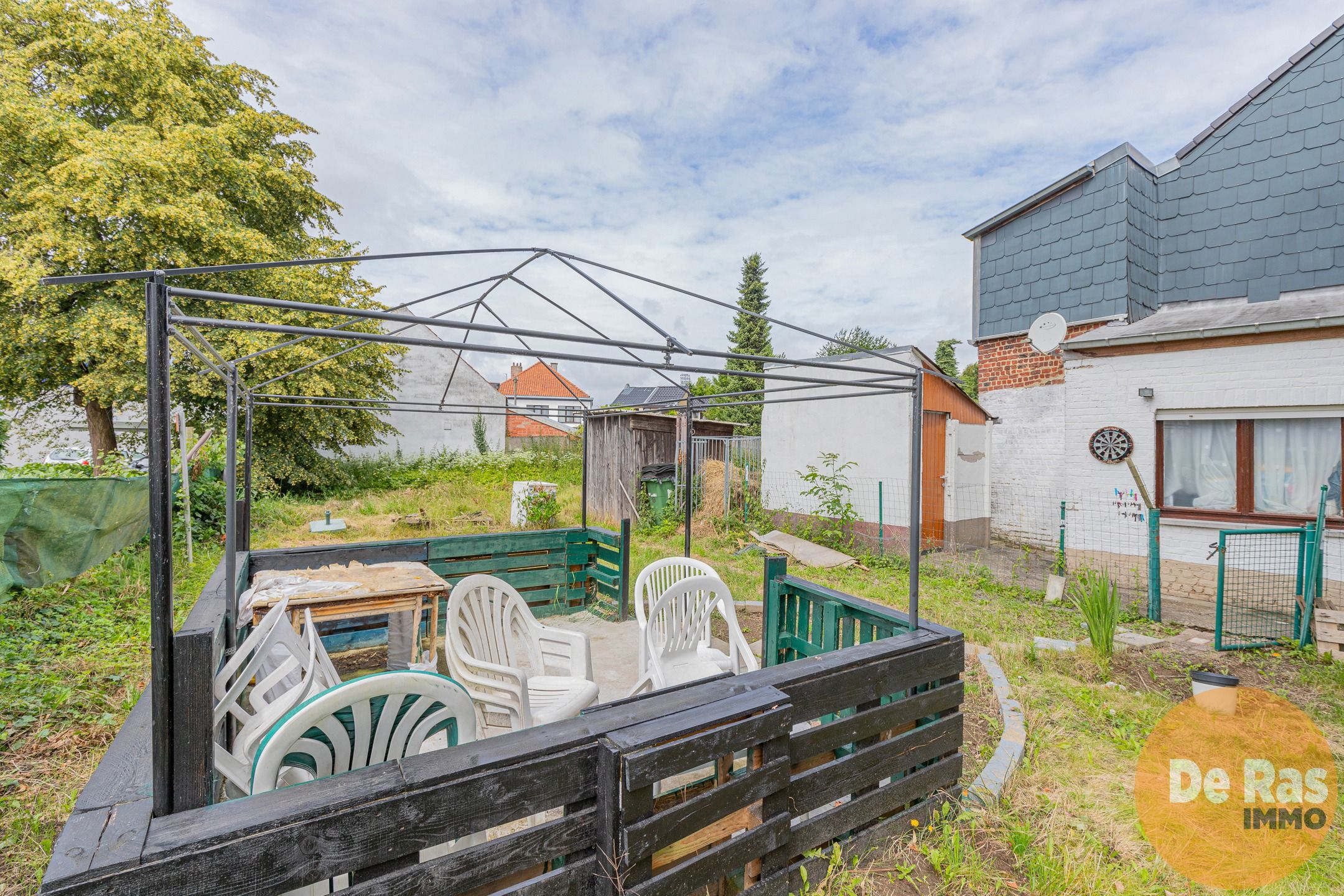 DENDERLEEUW - Halfopen woning met ruime tuin nabij station foto 14