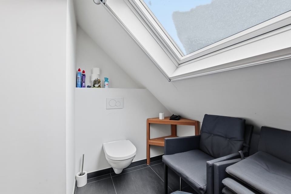 PENTHOUSE MET UNIEK DAKTERRAS, SAUNA EN STAANPLAATS IN HARTJE SINT-TRUIDEN foto 20