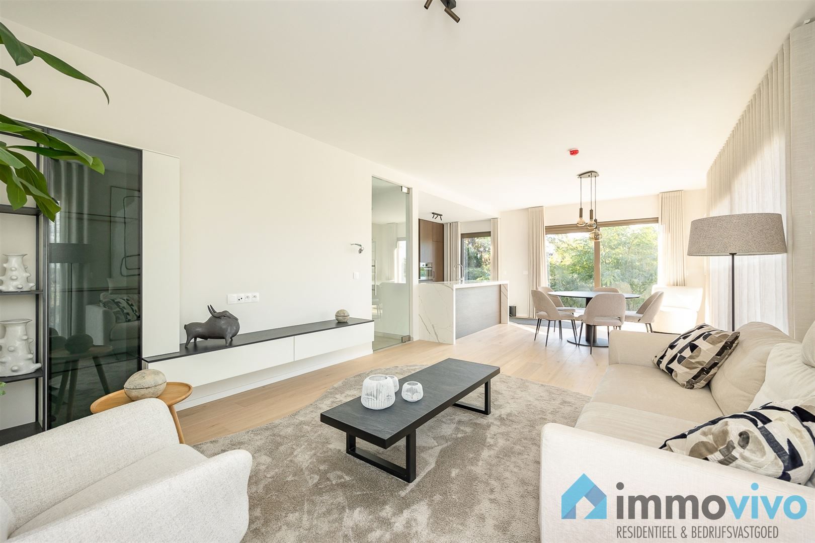 Nieuwbouw assisentiewoning met 2 slaapkamers en tuin foto {{pictureIndex}}