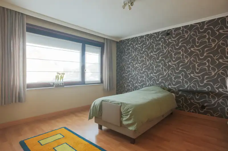 Centraal en toch rustig gelegen woning met tuin, garage en 3 slaapkamers (meer mogelijk); Energielabel D makkelijk haalbaar! foto 10